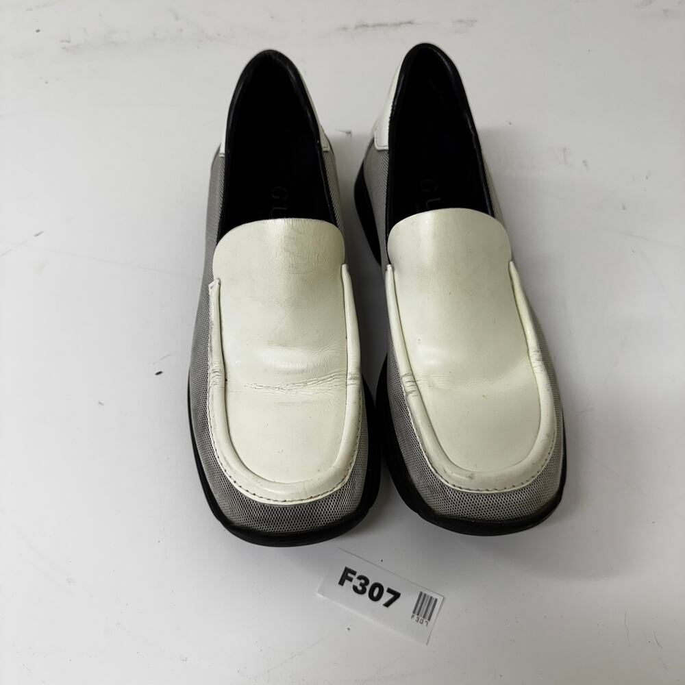 Vintage Gucci Women's White & Silver Slip-On Loafers Shoes Y2K Size 5.5 Italy